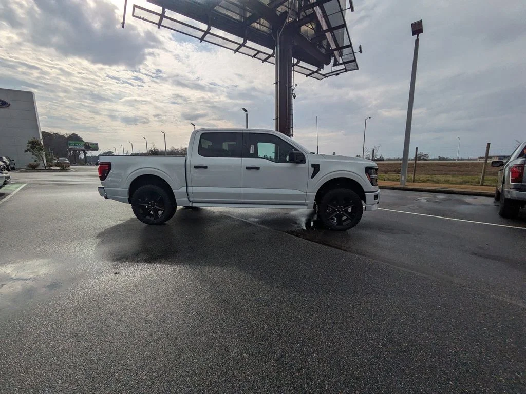 New 2026 Oxford White Ford STX image 4