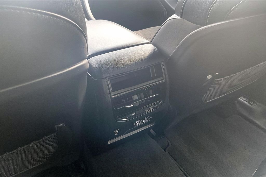 2023 Jeep Grand Cherokee Altitude - Photo 32
