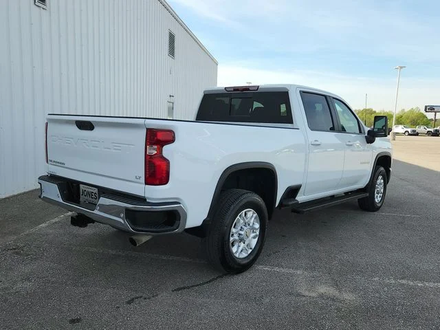 Used 2025 White Chevrolet LT image 7