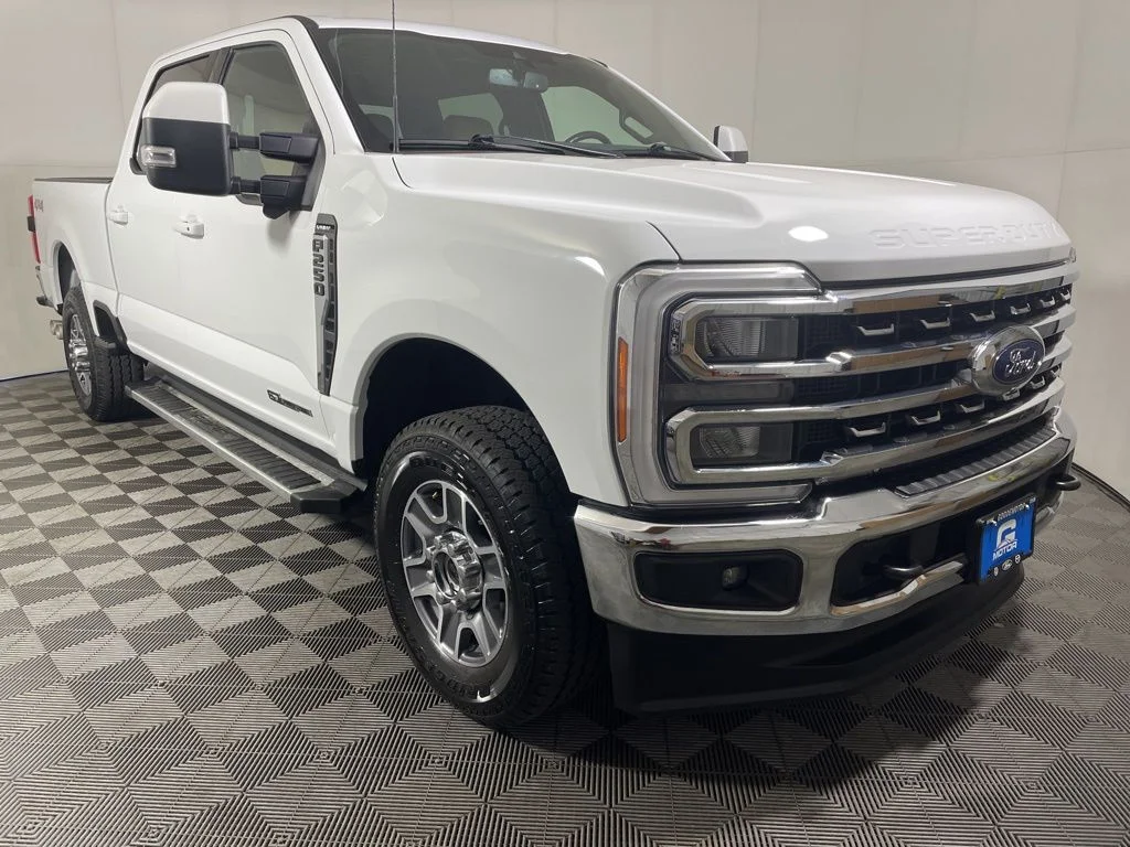 Used 2023 White Ford Lariat image 2
