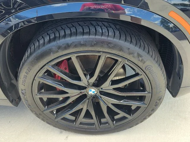 Certified Used 2024 Carbon Black Metallic BMW xDrive40i image 7