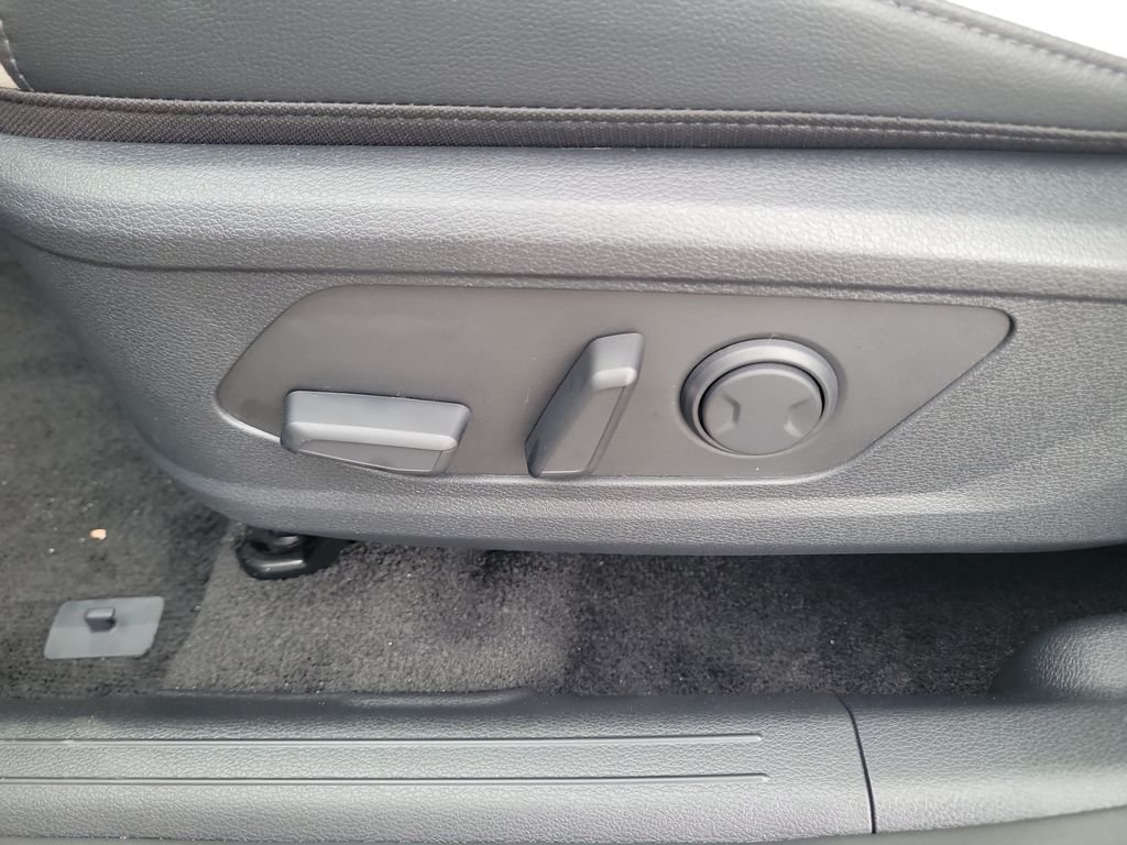 New 2026 Gray Kia EX image 24