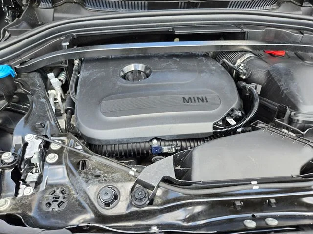 Used 2025 Gray MINI  image 23