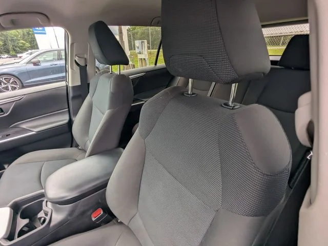 Used 2021 Midnight Black Metallic Toyota LE image 14