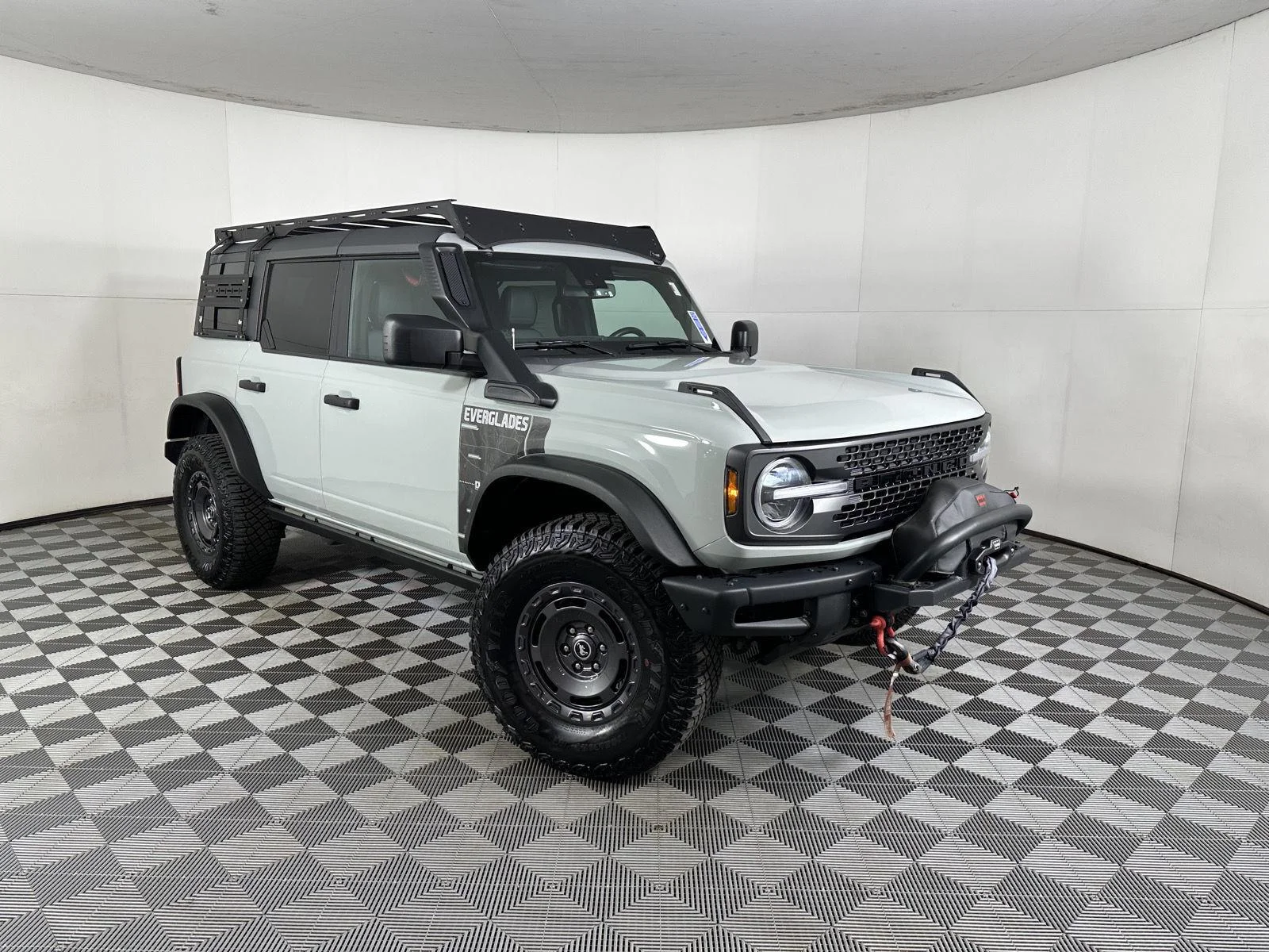 Used 2023 Cactus Gray Ford Everglades Advanced image 30
