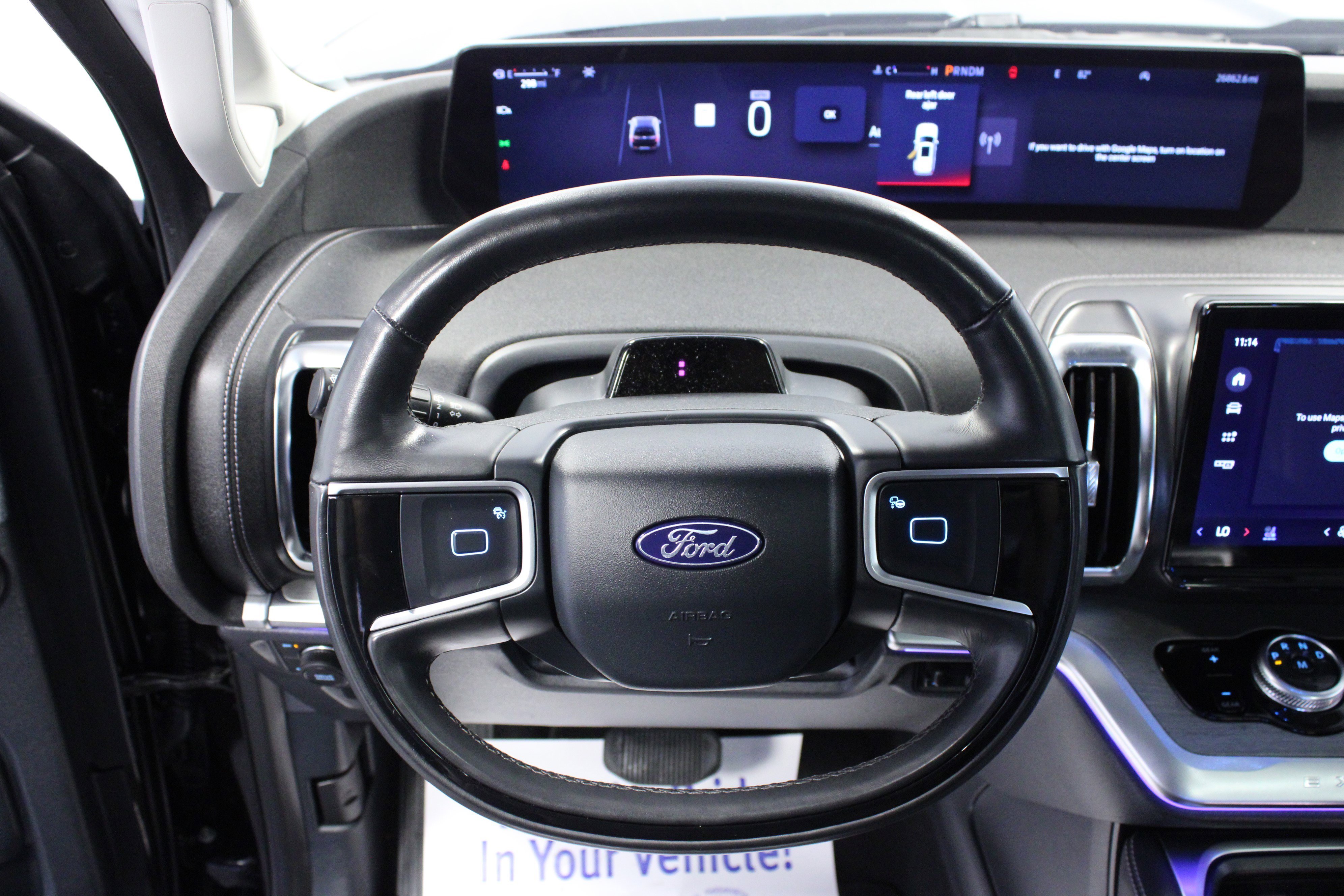 Used 2025 Black Metallic Ford Platinum image 18