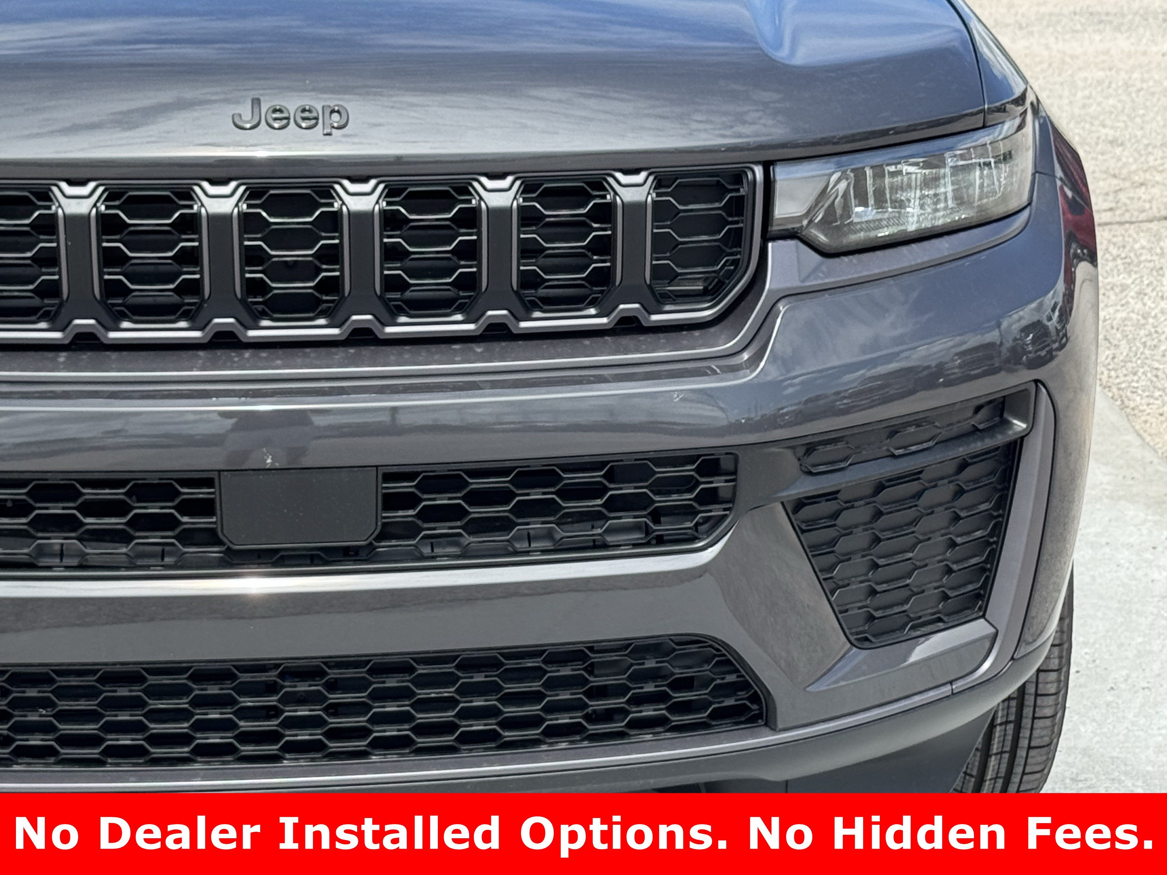 New 2026 Baltic Gray Metallic Clearcoat Jeep Laredo Altitude image 4