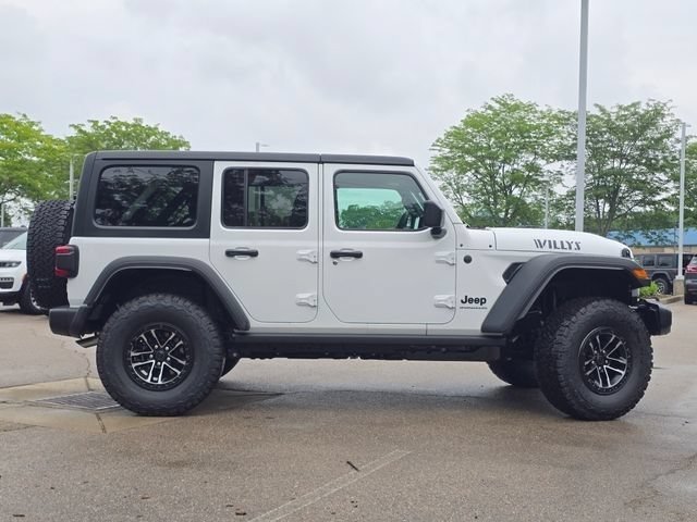 New 2026 Bright White Clear-Coat Exterior Paint Jeep Willys image 31
