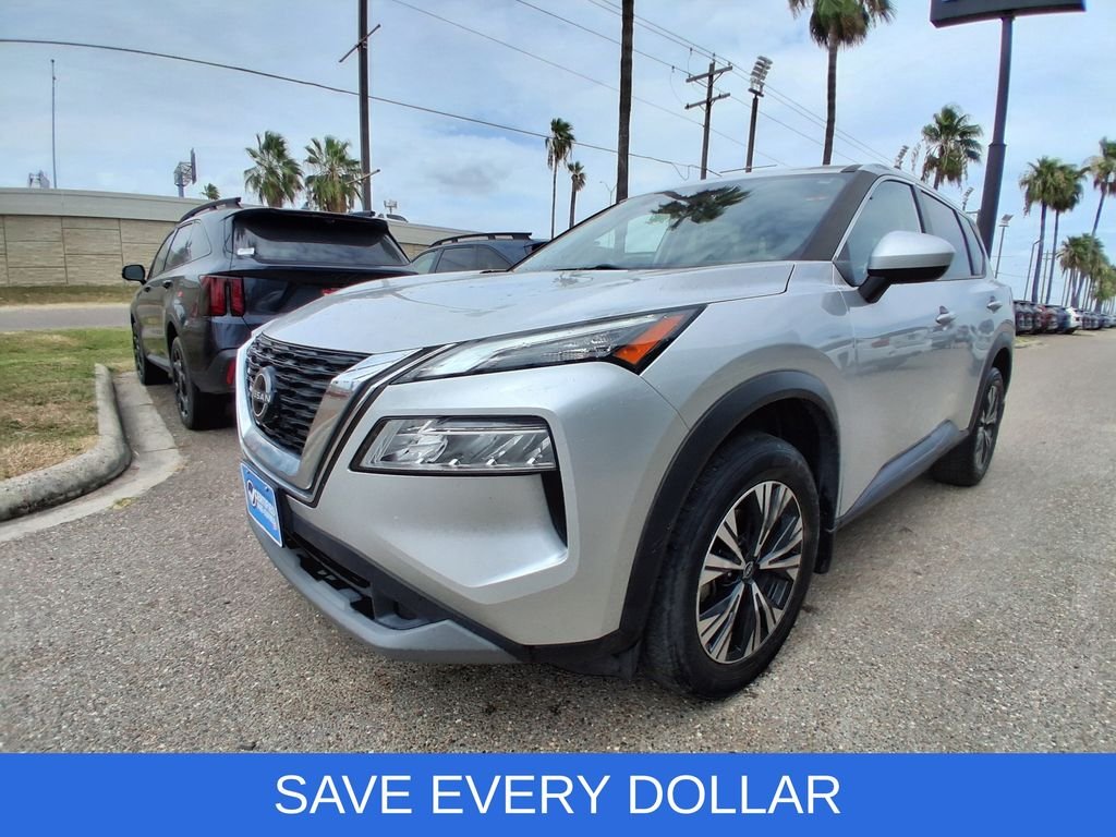 Used 2023 Silver Nissan SV image 3