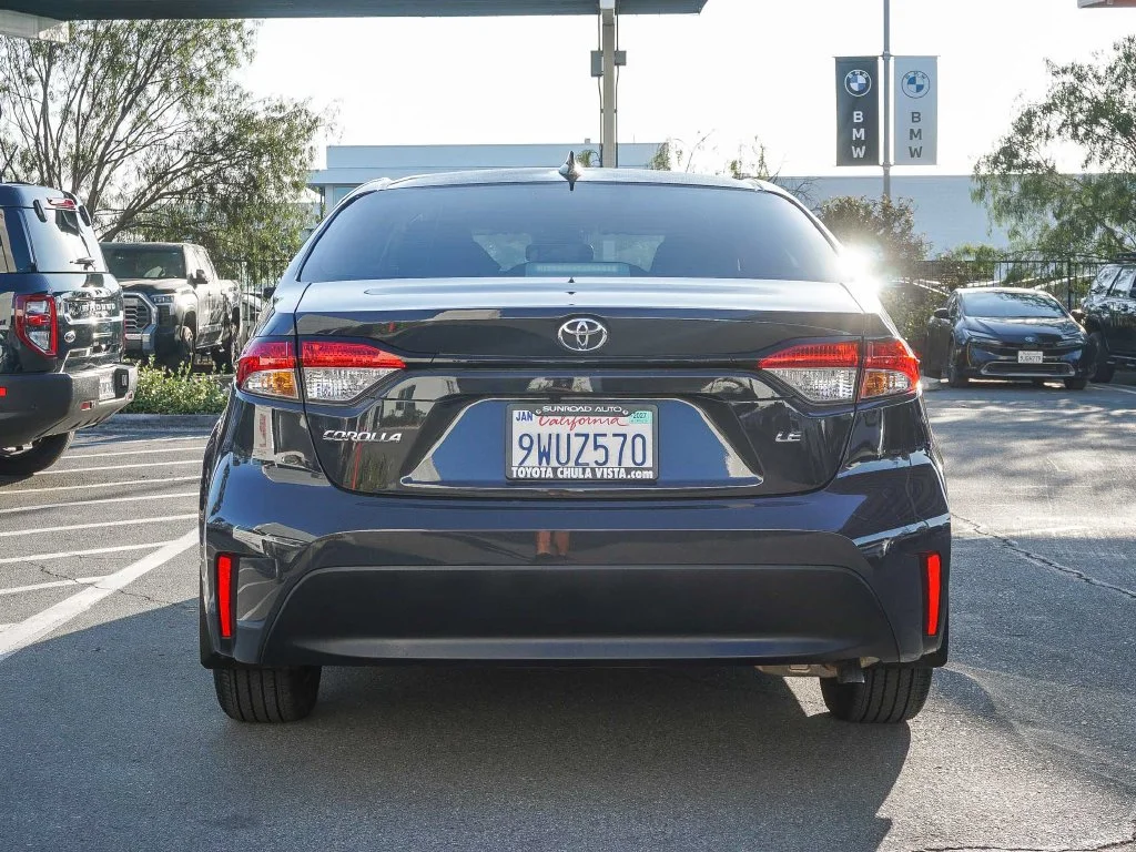 Certified Used 2025  Toyota LE image 5