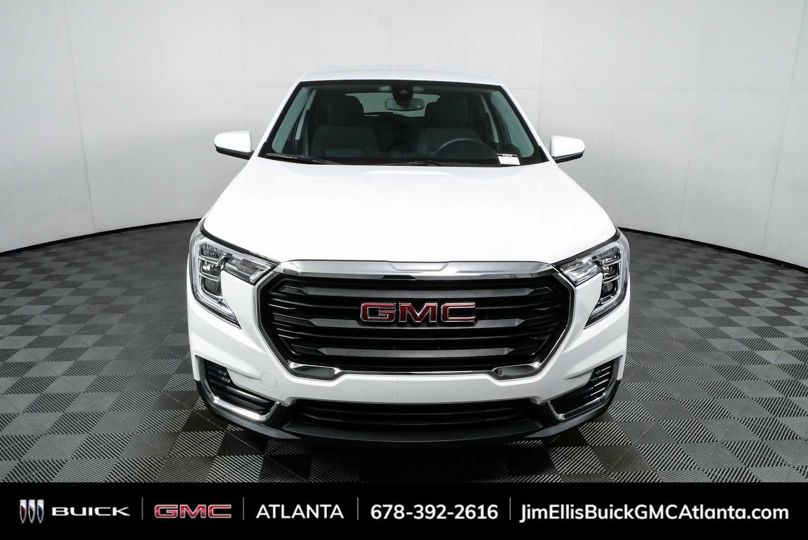 Used 2023 Summit White GMC SLE image 25