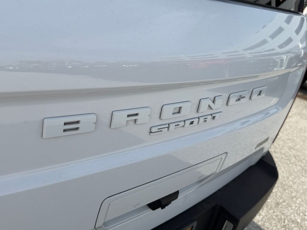 Used 2022 White Ford Outer Banks image 15
