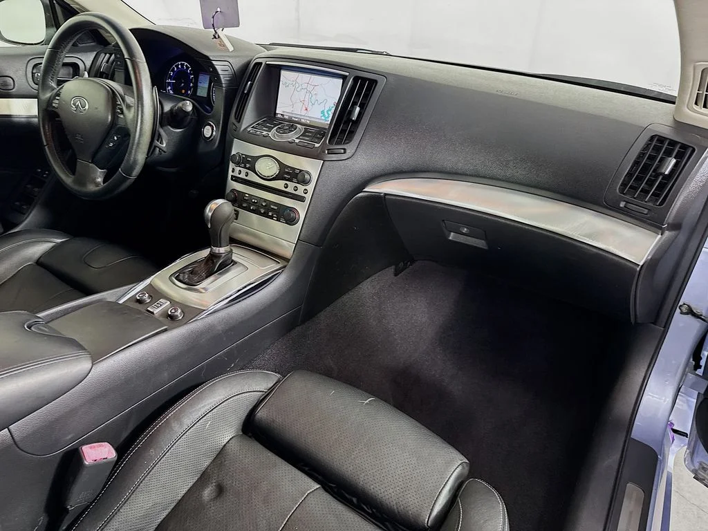 Used 2013 Blue INFINITI Sport image 35