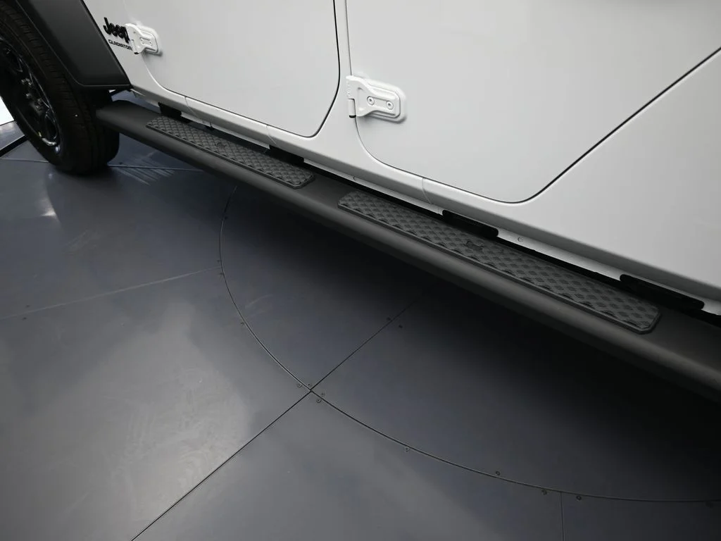Used 2025 Bright White Clearcoat Jeep Sport image 27