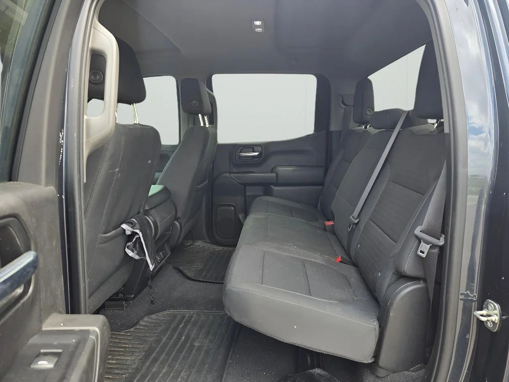 Used 2020 Shadow Gray Metallic Chevrolet LT image 26