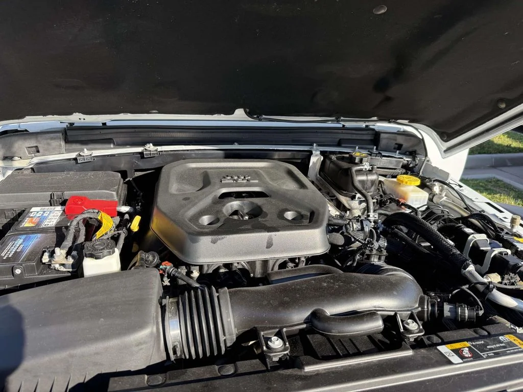 Used 2023 White Jeep Rubicon image 13