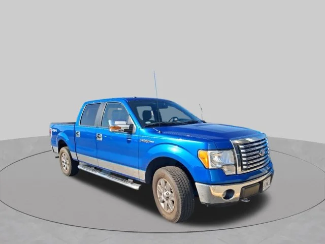 Used 2011 Blue Ford XLT image 2