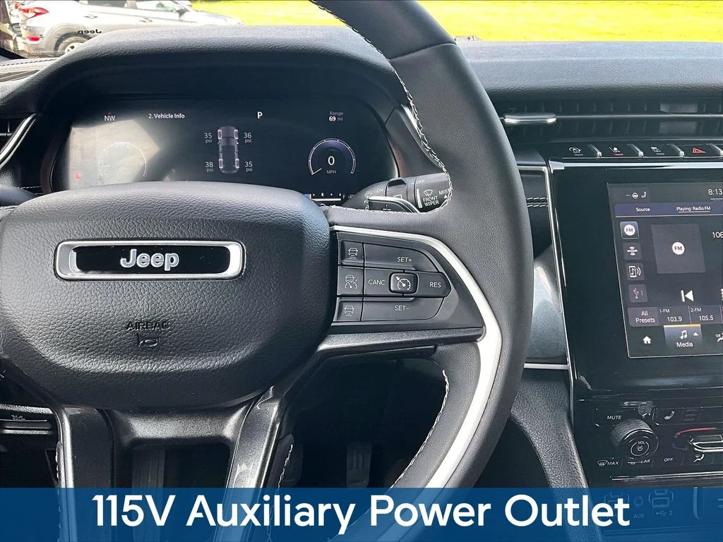 Used 2023 White Jeep Altitude X image 16