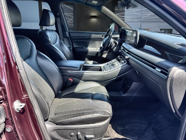 Used 2024 Red Hyundai Calligraphy image 28