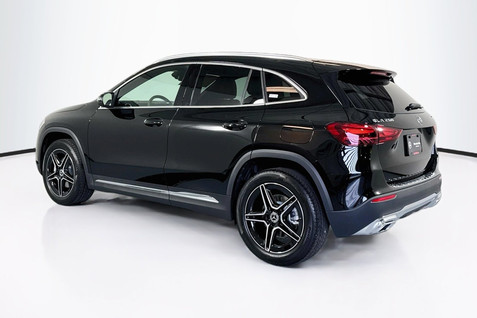 New 2026 Night Black Mercedes-Benz GLA 250 image 7