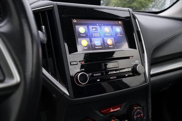 Used 2019 Gray Subaru Premium image 12