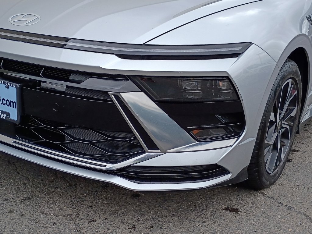 2025 Hyundai Sonata SEL - Photo 11