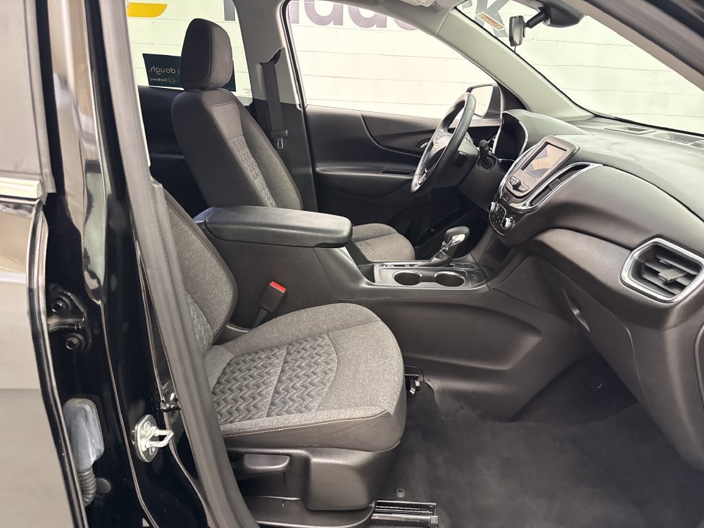 2024 Chevrolet Equinox LT - Photo 25