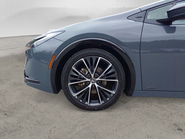 Used 2024 Gray Toyota Limited image 9