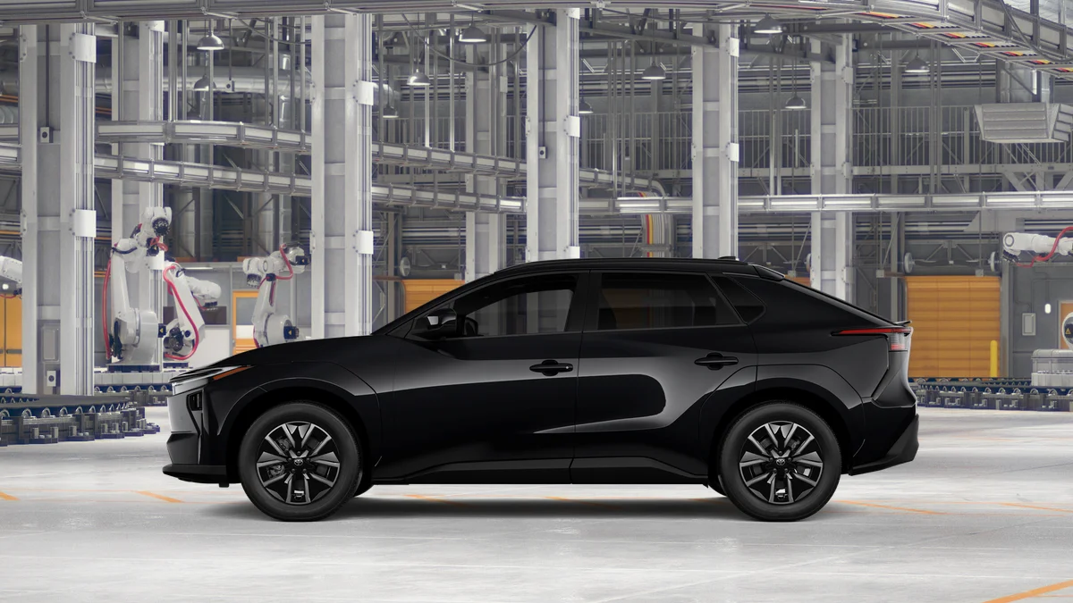 New 2027 Midnight Black Metallic Toyota XLE image 4