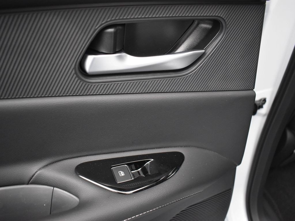 2025 Nissan Murano SL - Photo 14