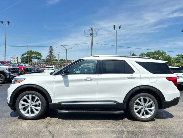 Used 2023 White Ford Platinum image 6