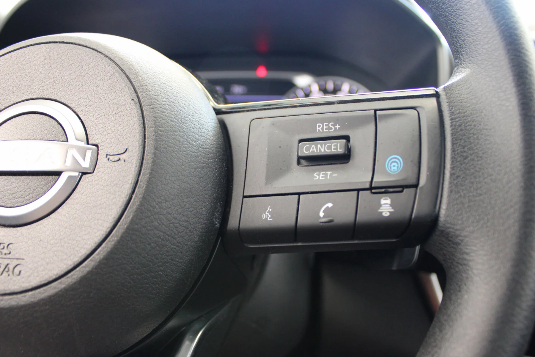 Used 2023 Brilliant Silver Metallic Nissan AWD SV image 8