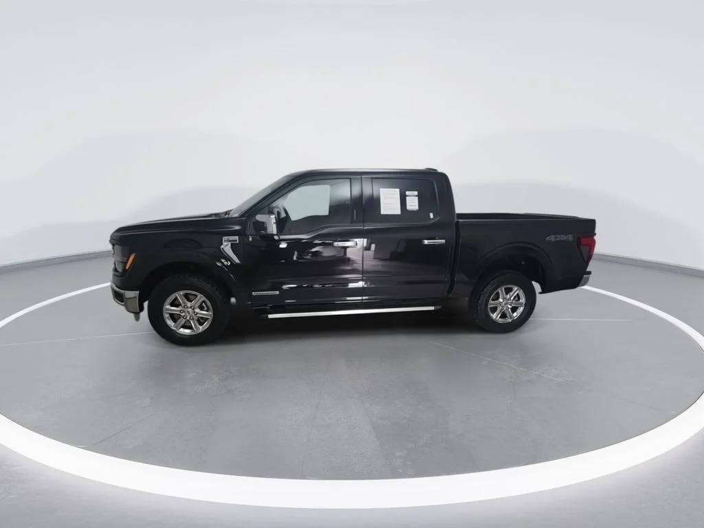 Used 2024 Black Ford XLT image 5