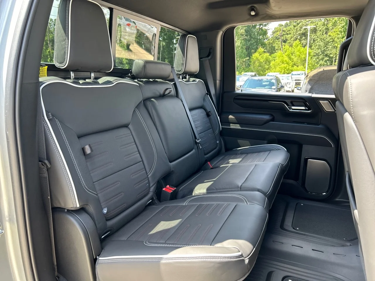 New 2026 Sterling Metallic GMC AT4X image 22