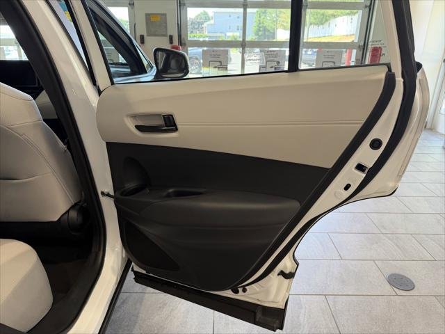 Certified Used 2023 WIND CHILL PEARL Toyota  image 36