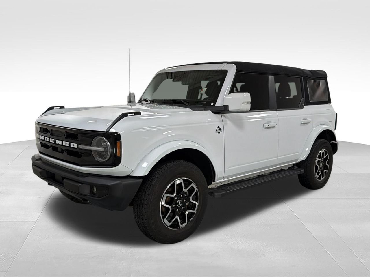 2024 Ford Bronco Outer Banks 4x4's photo
