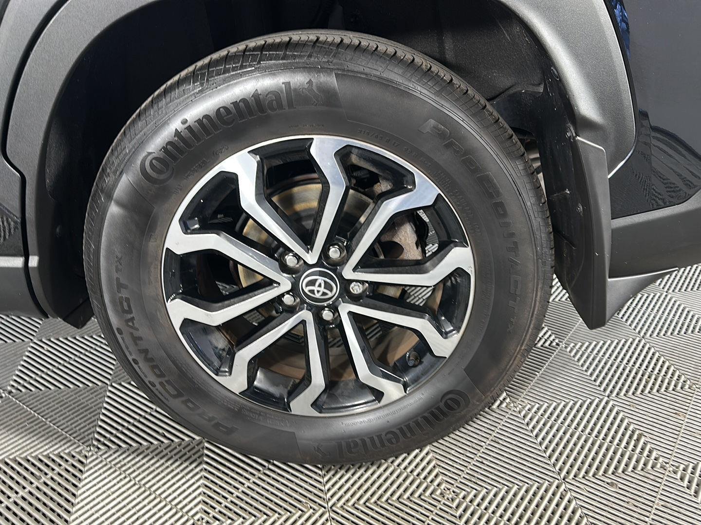 Used 2024 Jet Black Toyota Hybrid S image 9
