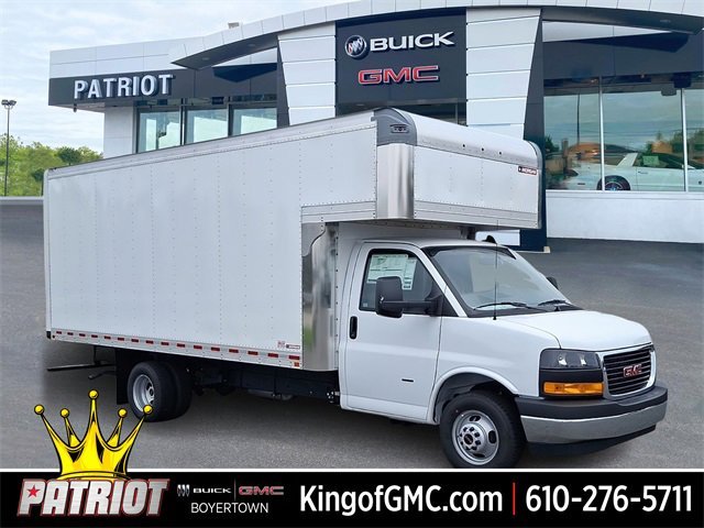 2025 GMC Savana 3500 177" WB's photo