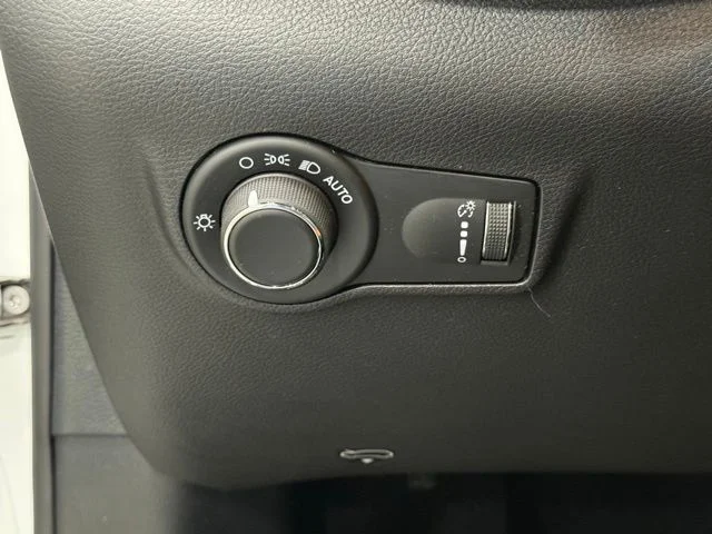 Used 2024 White Jeep Sport image 15