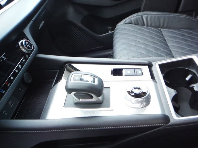 Used 2022 Black Mitsubishi SEL image 19