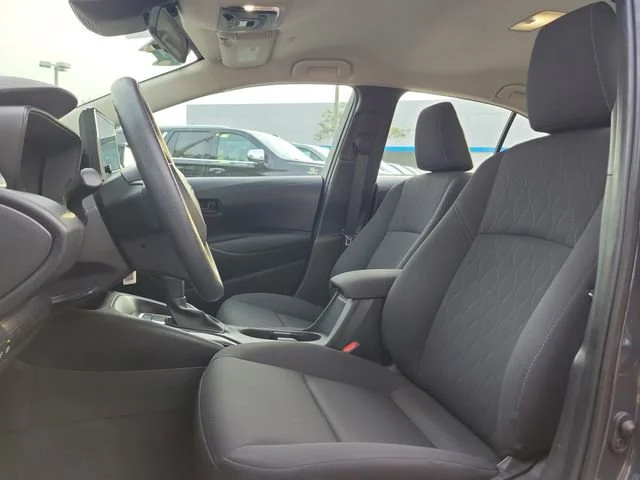 2023 Toyota Corolla LE - Photo 16