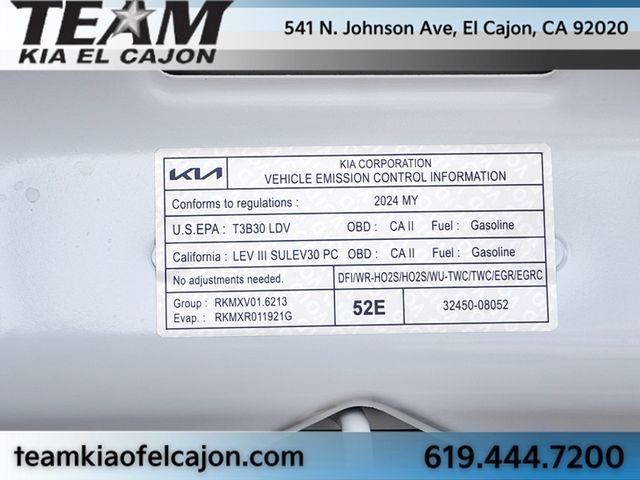 Used 2024 White Kia LX image 35