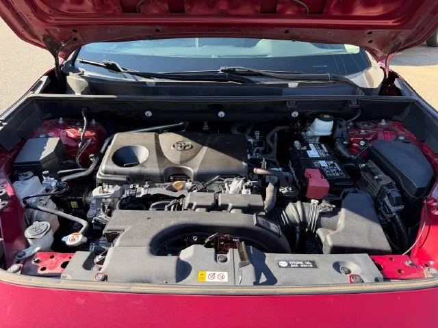 Used 2019 Pearl Toyota XLE image 26