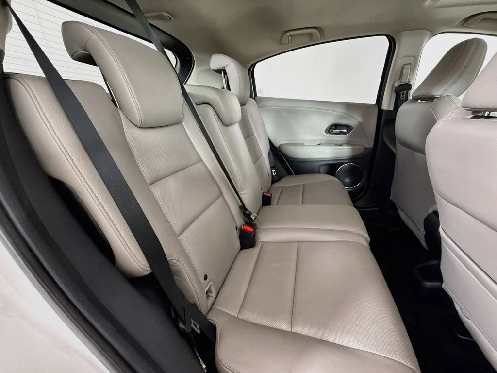 Used 2022  Honda EX-L image 27