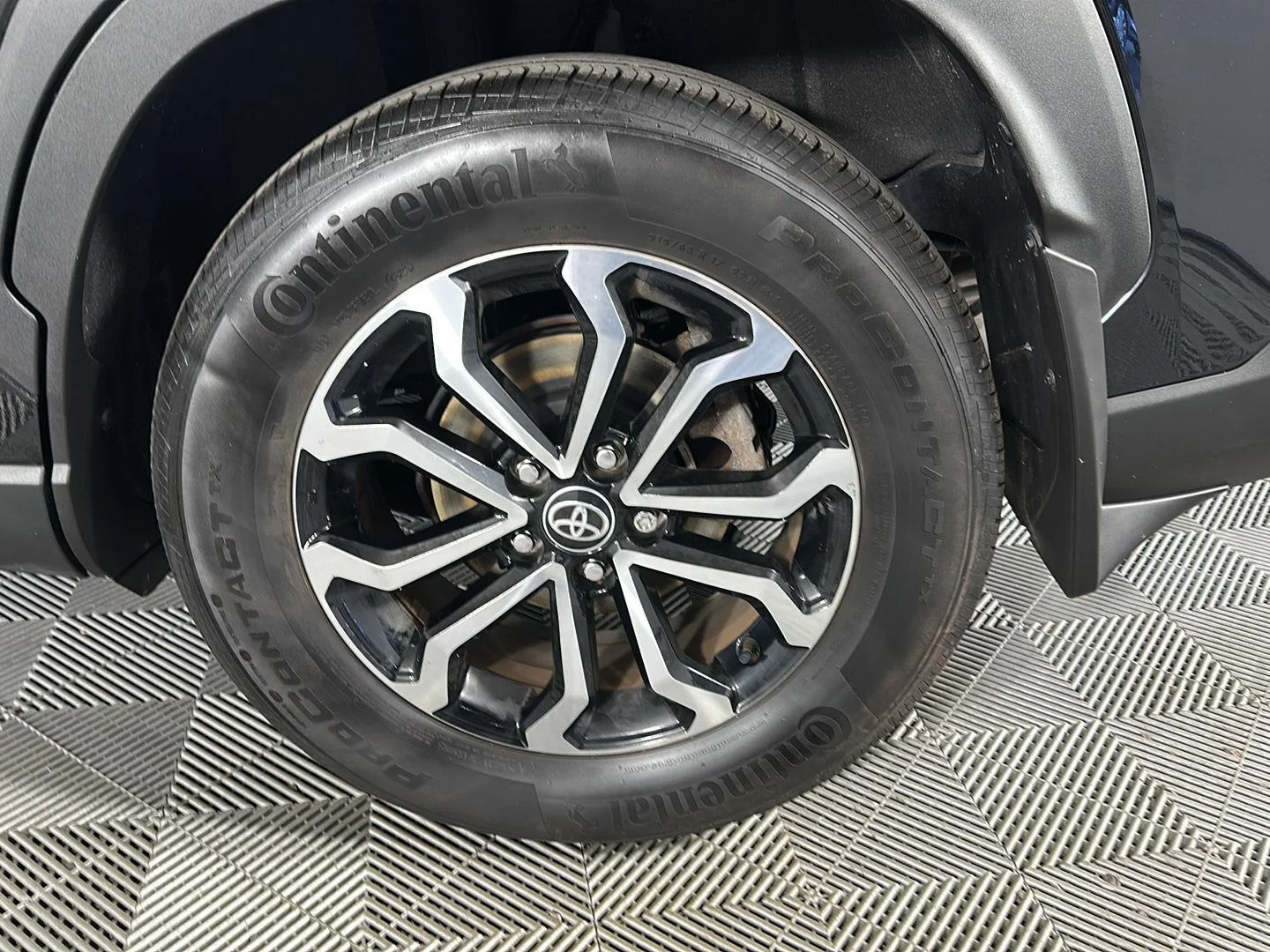 Used 2024 Jet Black Toyota Hybrid S image 9