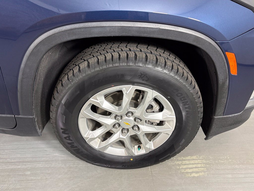 Used 2022 Blue Chevrolet LS image 14