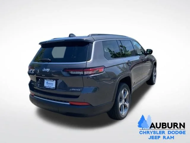 New 2026 Baltic Gray Metallic Clear-Coat Exterior Paint Jeep Limited image 7