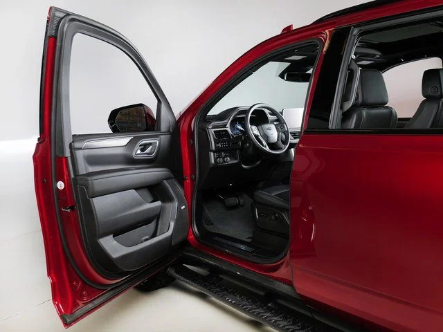 Used 2024 Red Chevrolet Z71 image 26