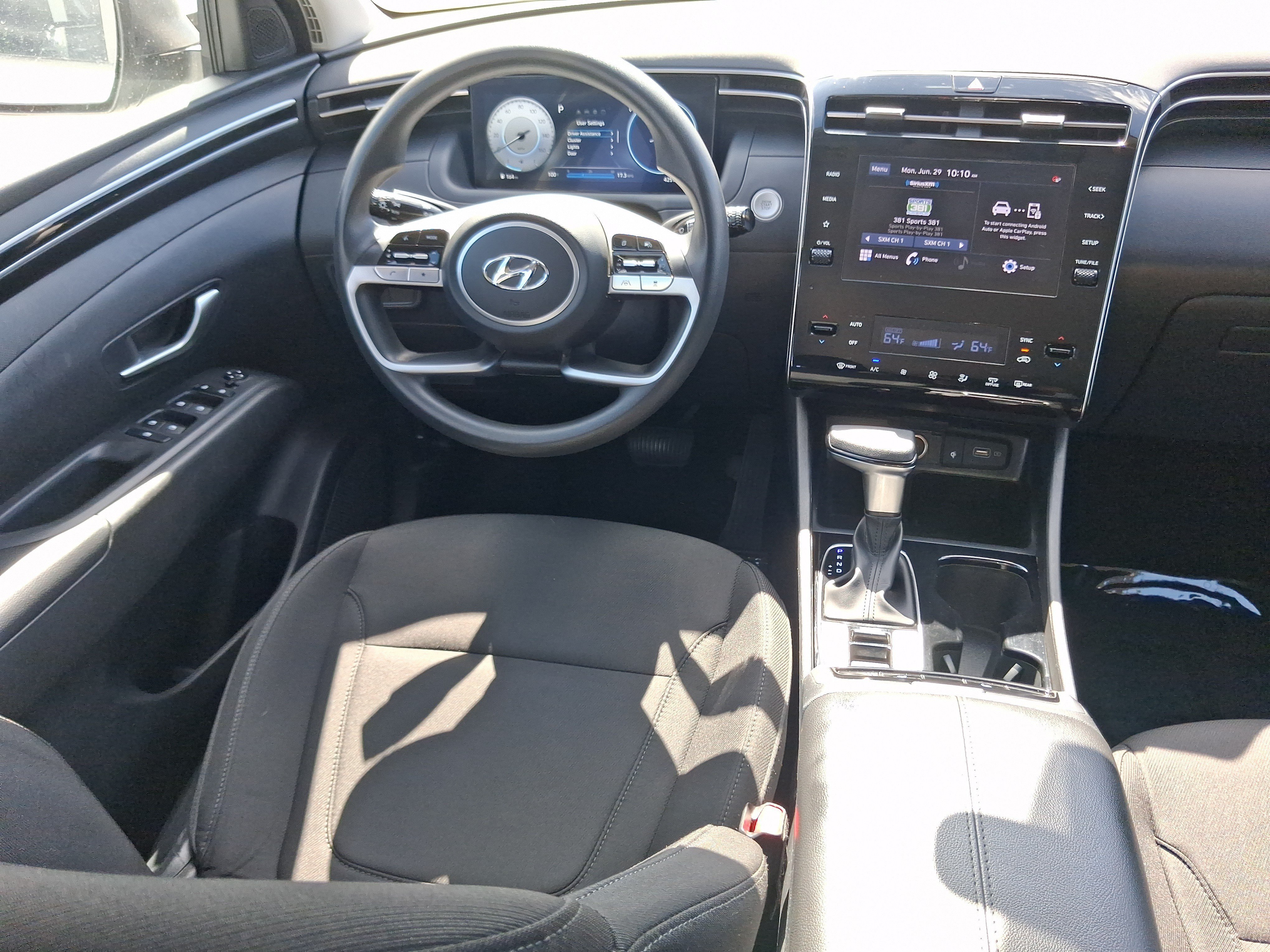 Used 2024 White Hyundai SEL image 9
