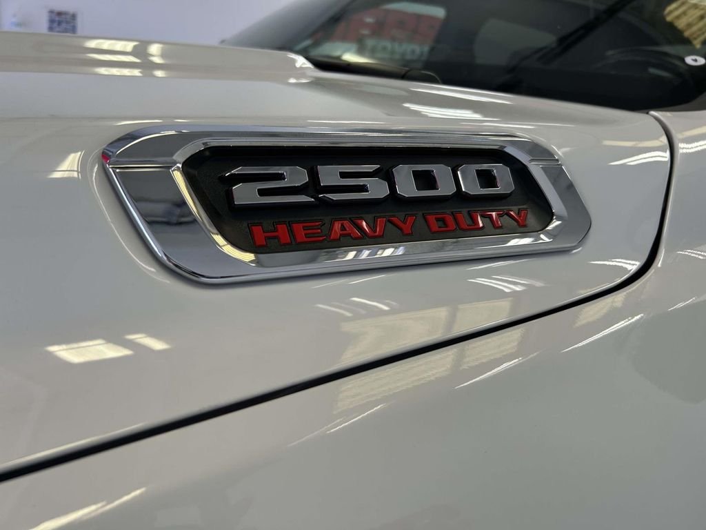 Used 2024 White Ram Big Horn image 9